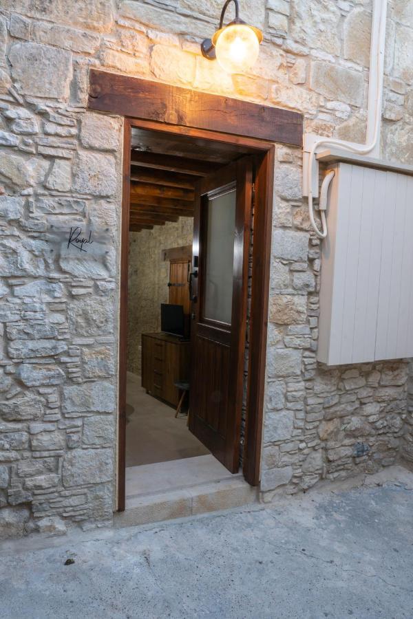 Eidyllio Luxury Suites Omodos Exterior photo