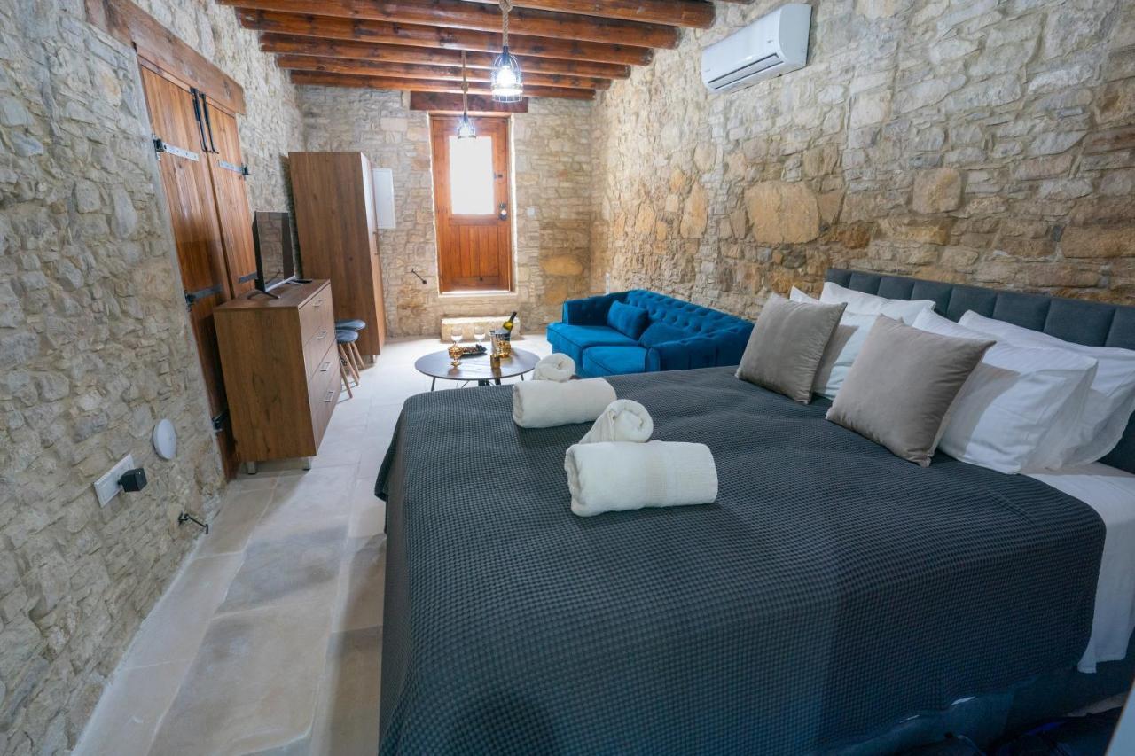Eidyllio Luxury Suites Omodos Exterior photo