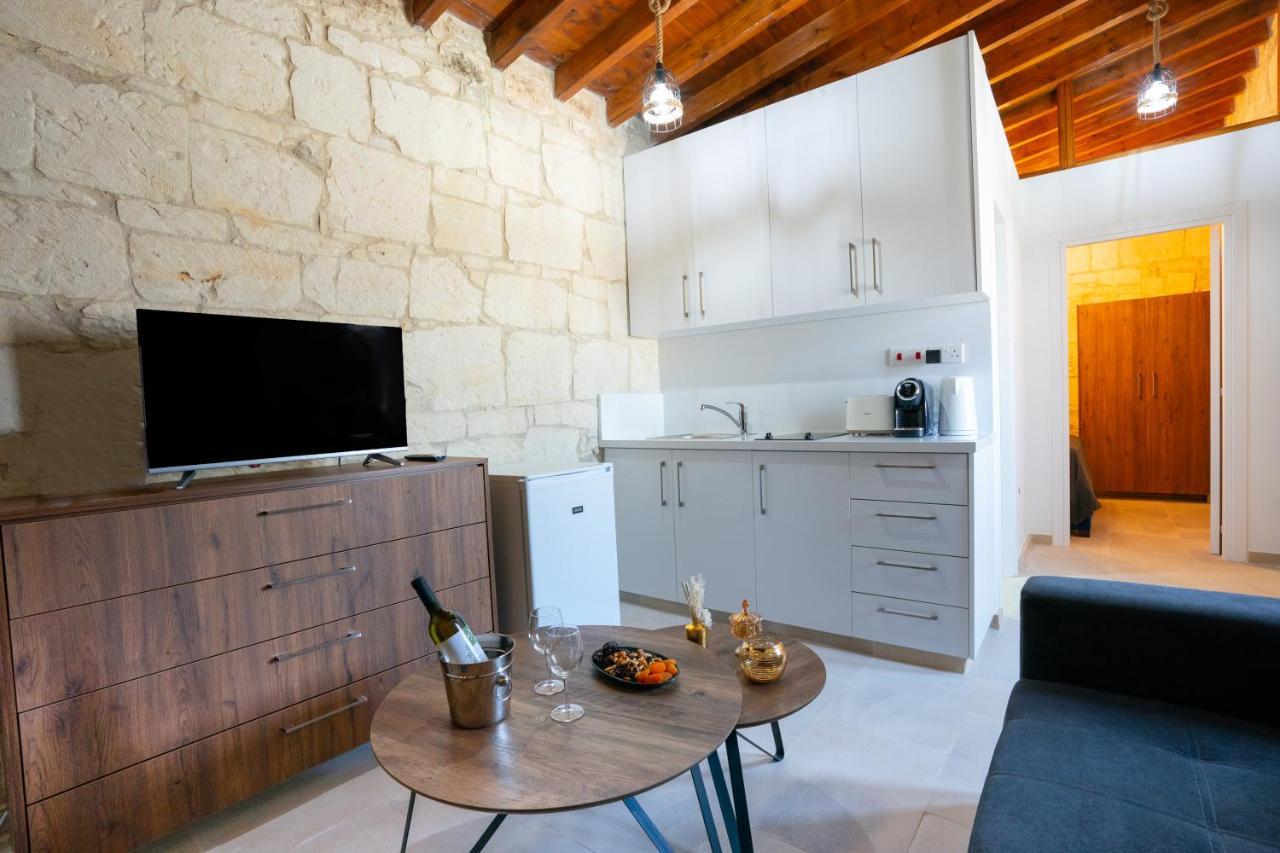 Eidyllio Luxury Suites Omodos Exterior photo